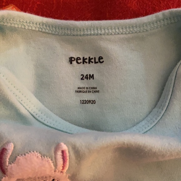 Set of 2 Pekkle Llama Onesies - Picture 4 of 7